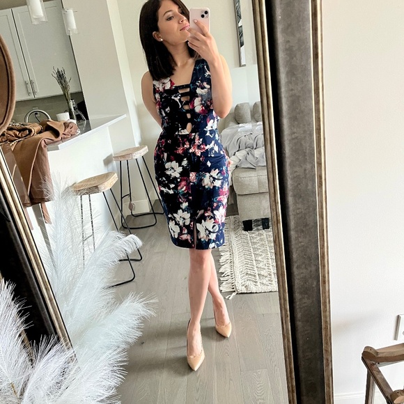 Gianni Bini Midi Dress SIZE 2 - Picture 1 of 4